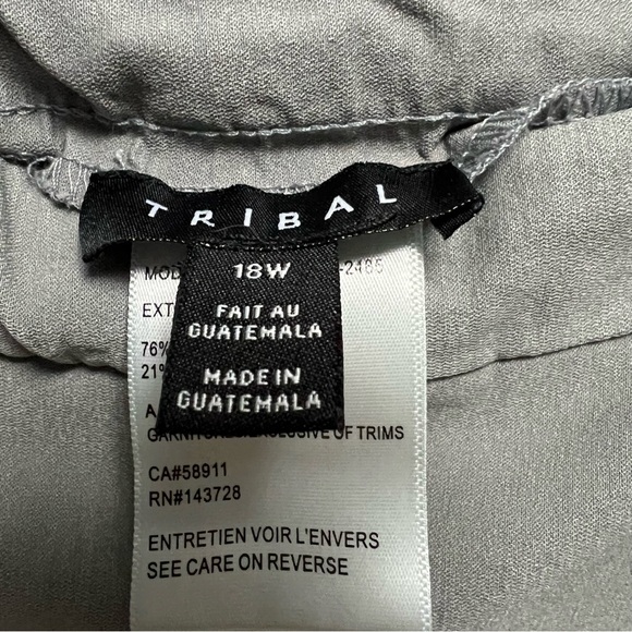 Tribal (Stitch Fix) Fia Snap Button Capri Pant
18W | Light Grey Good Used cond. - Picture 9 of 9